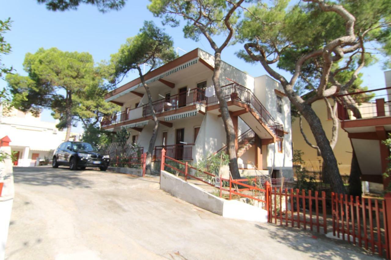Sea Cottage In Pinewood Marina di Ginosa Bagian luar foto